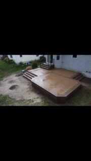 Trex naturals with westbury verticable aluminum railing.